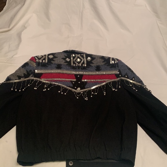 Jacket - Picture 4 of 9